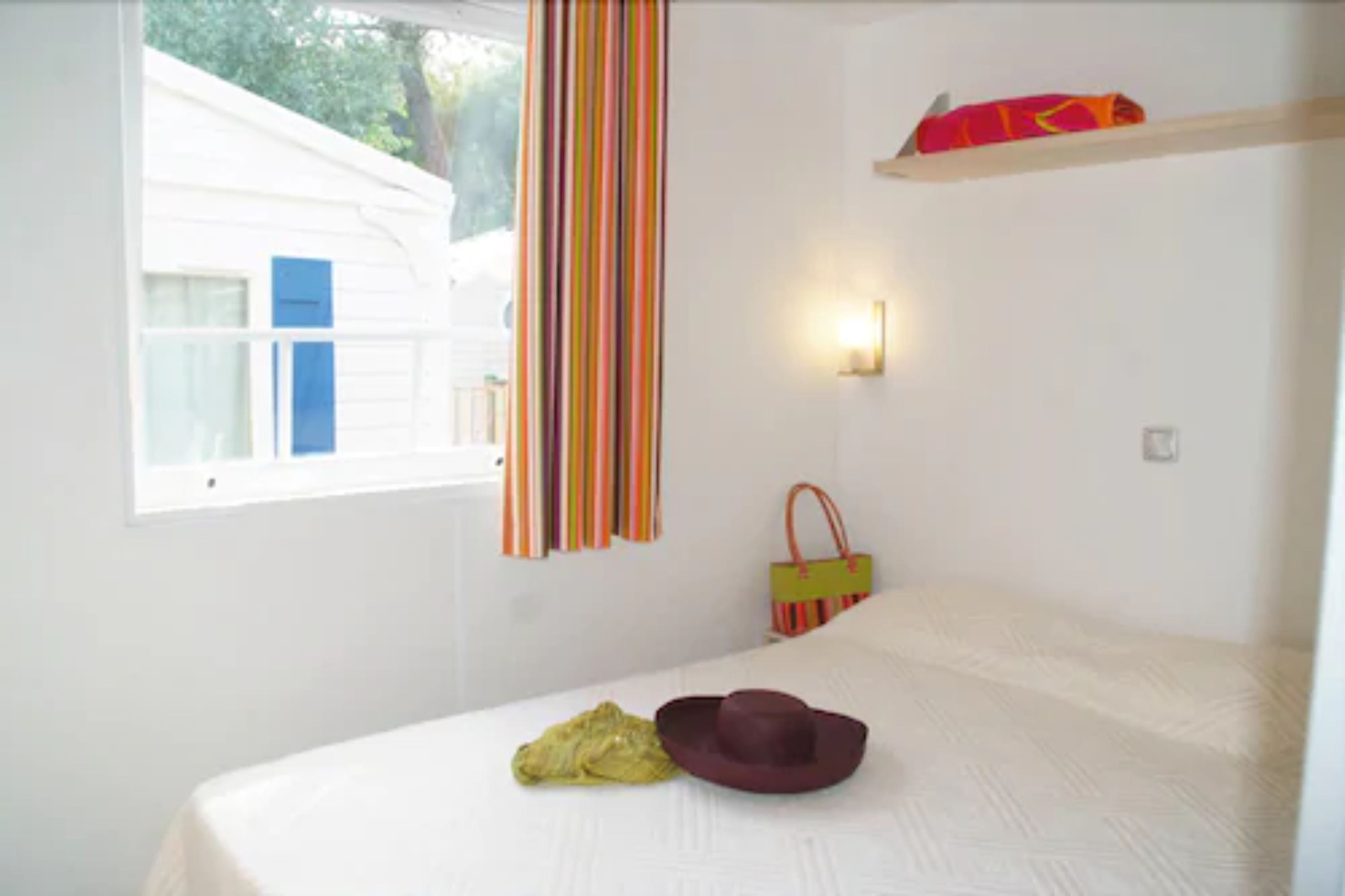 Mobil Karavan, 3 kamar tidur (Cap Camarat) | Didekorasi berbeda-beda dan dilengkapi dengan perabotan berbeda-beda