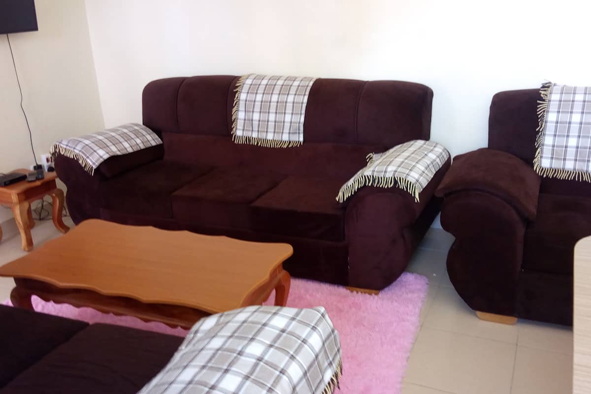 Standard Apartment (Baringo 11) | Living area | Flat-screen TV