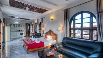 Studio with Terrace | Ropa de cama de alta calidad y minibar