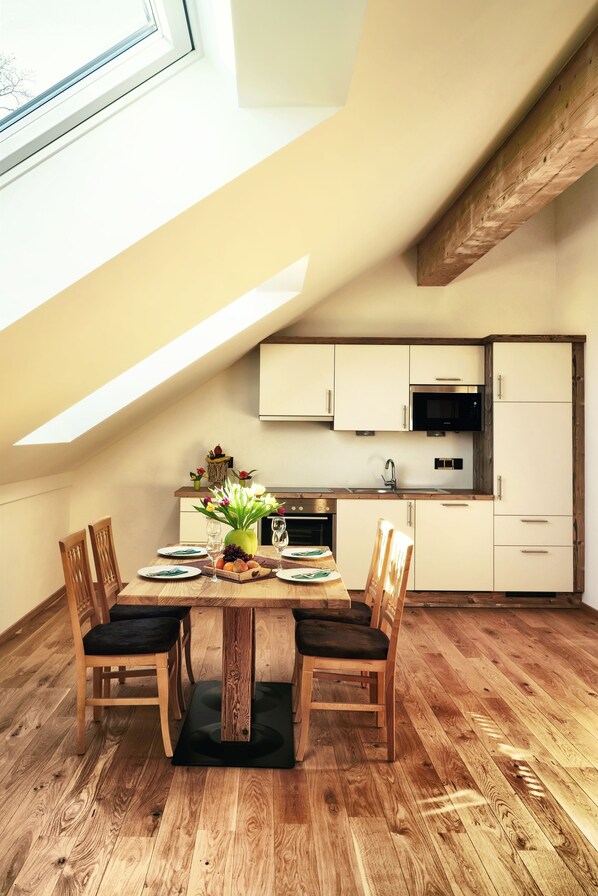 In-room dining - Gasthaus Georg Ludwig Maising (Poecking)