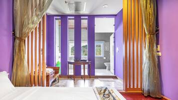 Quarto casal, vista para a montanha | Wi-Fi de cortesia, individualmente decorados, individualmente mobiliados