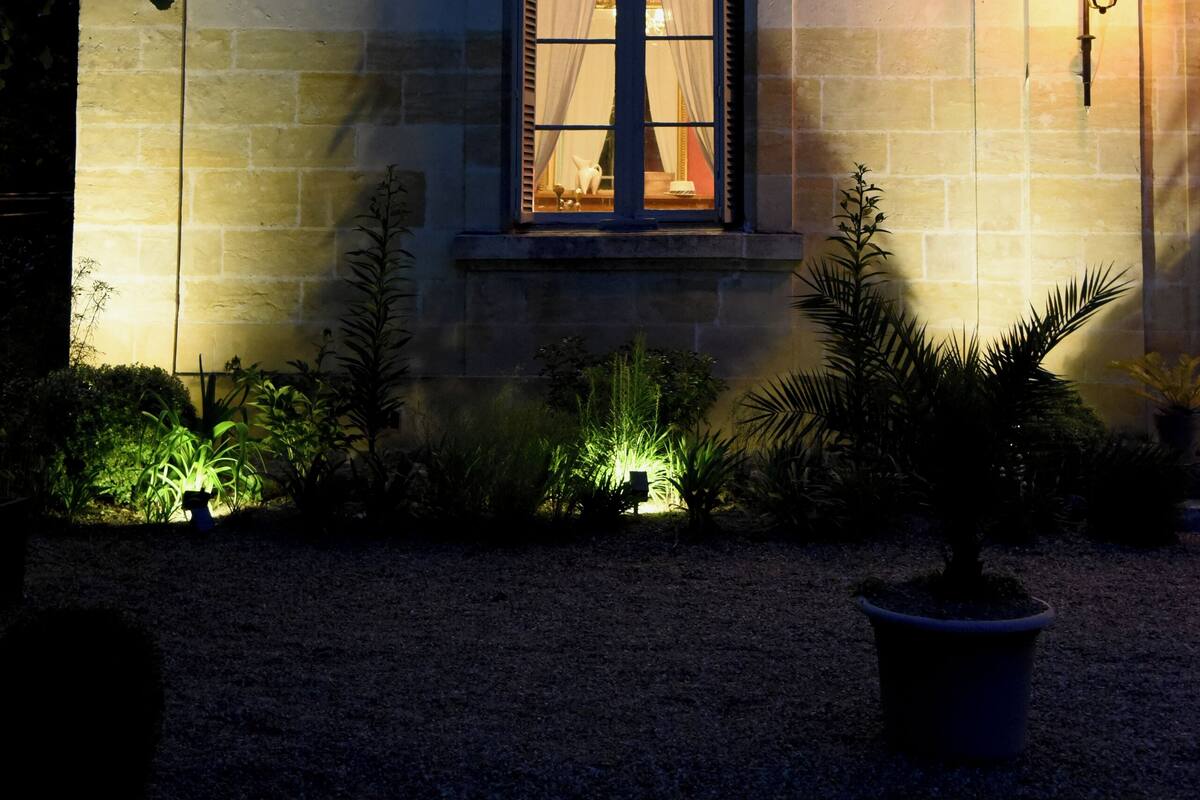 Phòng Suite Junior, quang cảnh vườn | 1 phòng ngủ, bộ trải giường bằng vải cotton Ai Cập