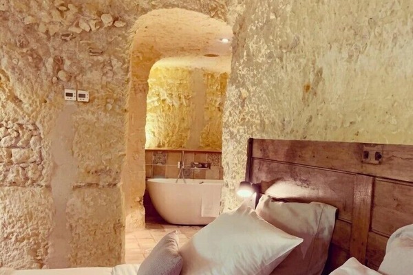 Luxury Studio Suite, Garden View