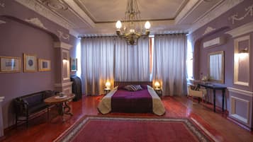 Luxury Apartment, Multiple Beds