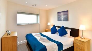 2 bedrooms, individually decorated, individually furnished