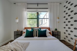Apartment, Courtyard View - Abode Nashville - Marathon Village Near Downtown (Nashville)