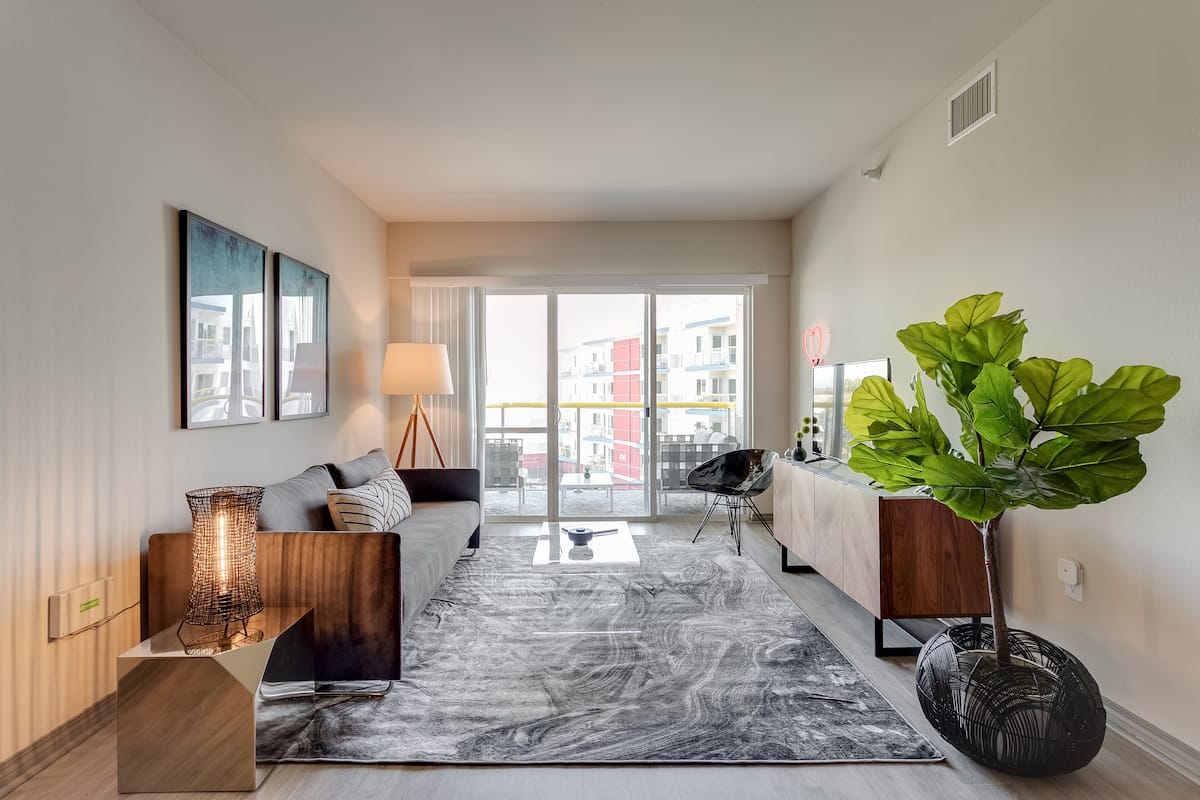 Apartment, 1 Bedroom, Balcony | Living room