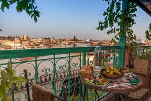 Breakfast, lunch and dinner served - Riad Tasneem (Marrakech)