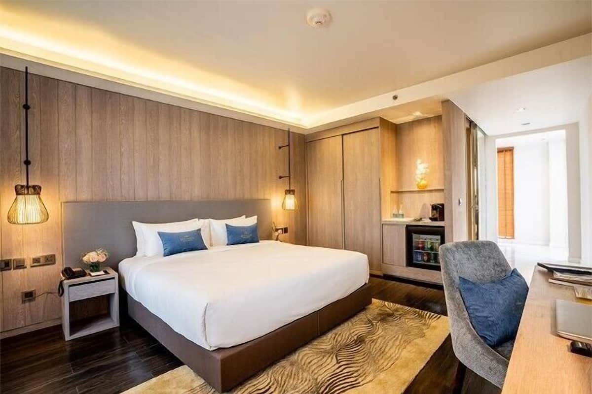 1 bedroom, in-room safe, individually decorated, blackout drapes