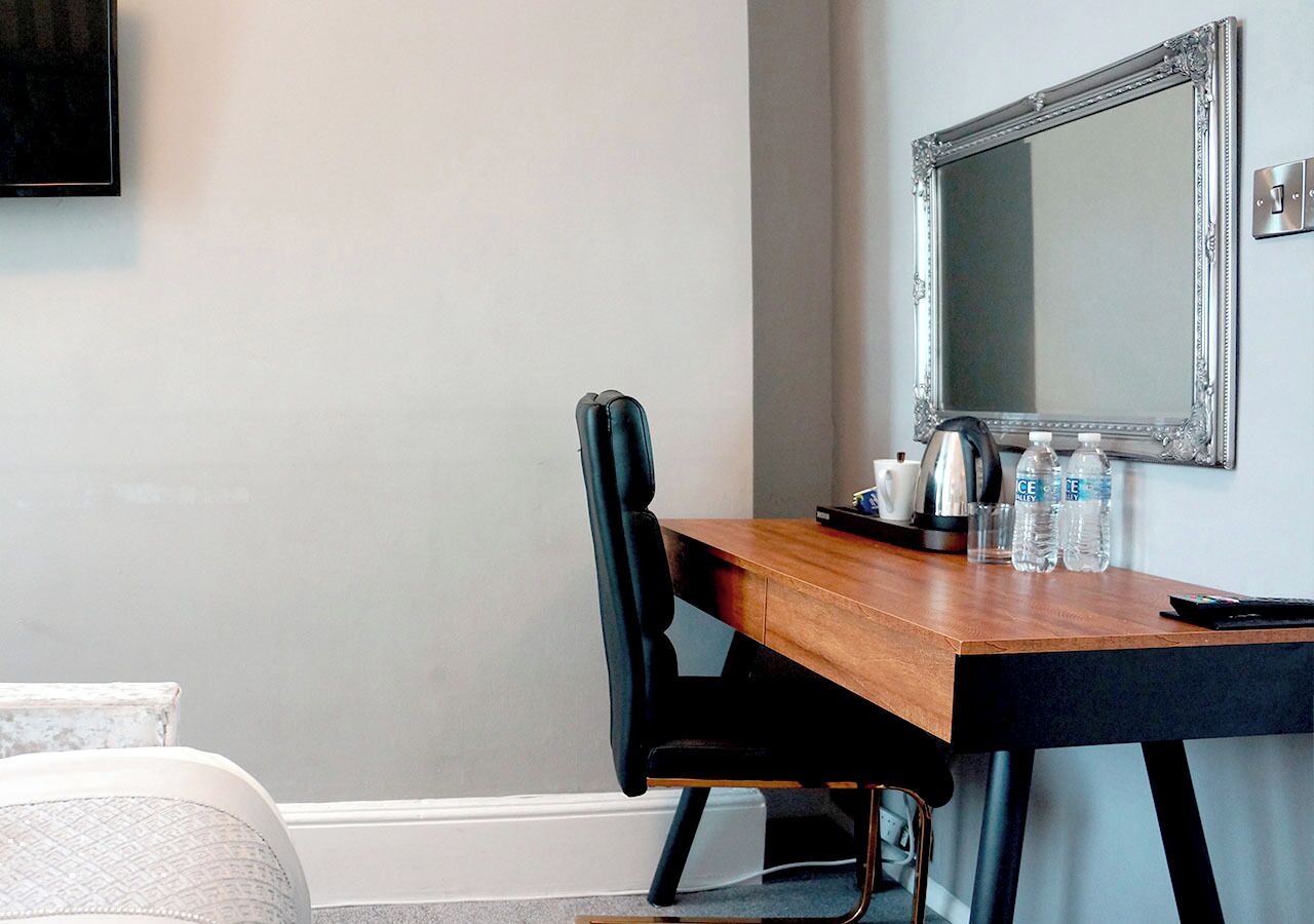 deluxe twin room, sea view | desk, iron/ironing board, free wifi, bed sheets