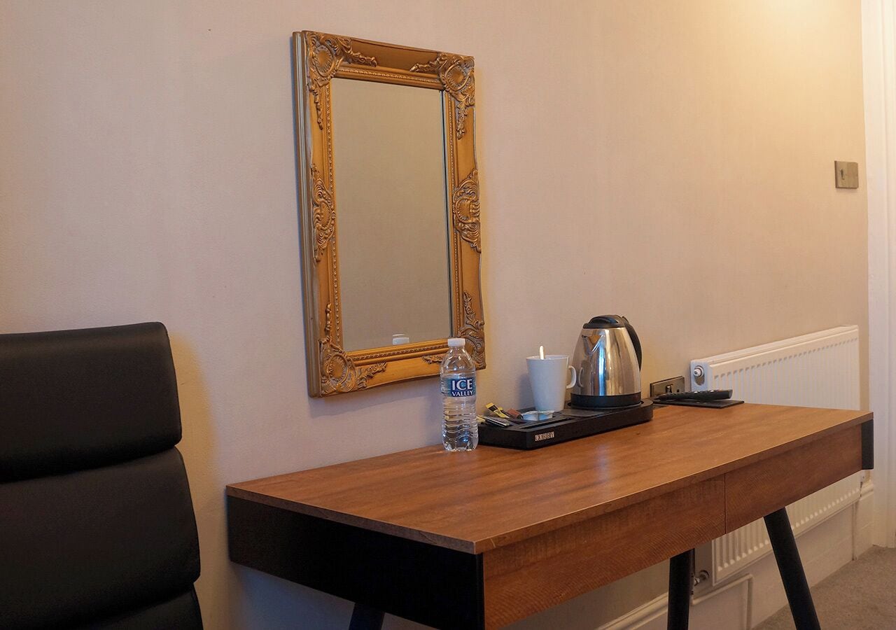 Photo - The Pier Hotel