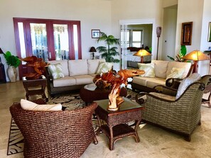 Living area - Manna kai Villa (Kamuela)