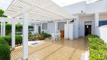 Comfort-Apartment, 1 Schlafzimmer, Terrasse | Terrasse/Patio