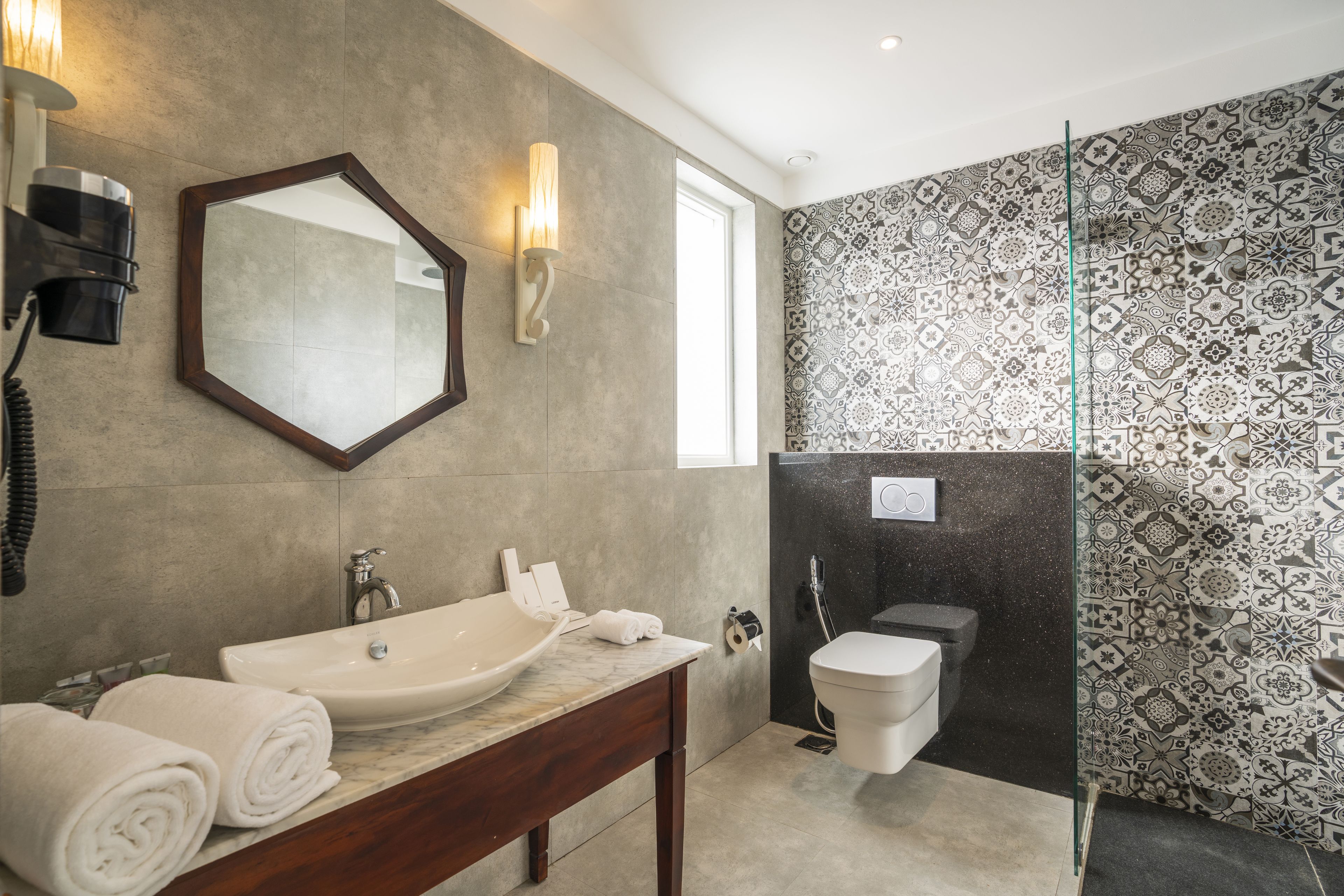 Shower, free toiletries, hair dryer, bathrobes