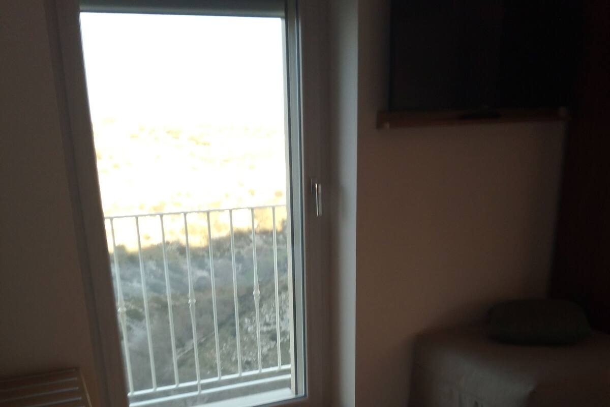 Minibar, desk, blackout drapes, soundproofing