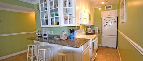 Condo, 1 Bedroom | Private kitchen | Fridge, microwave, dishwasher, coffee/tea maker