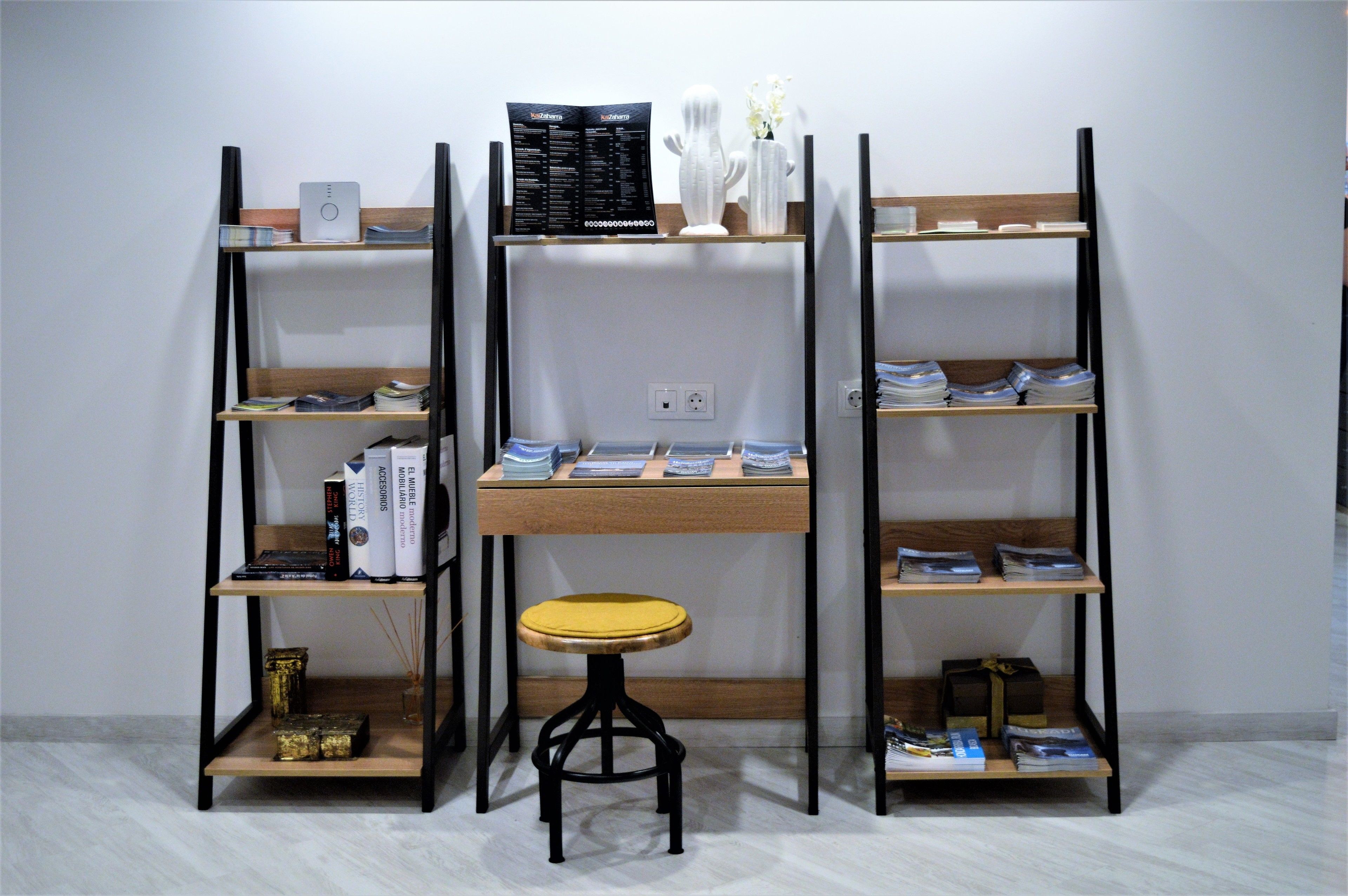 43-inch flat-screen tv with digital channels, tv, mp3 dock