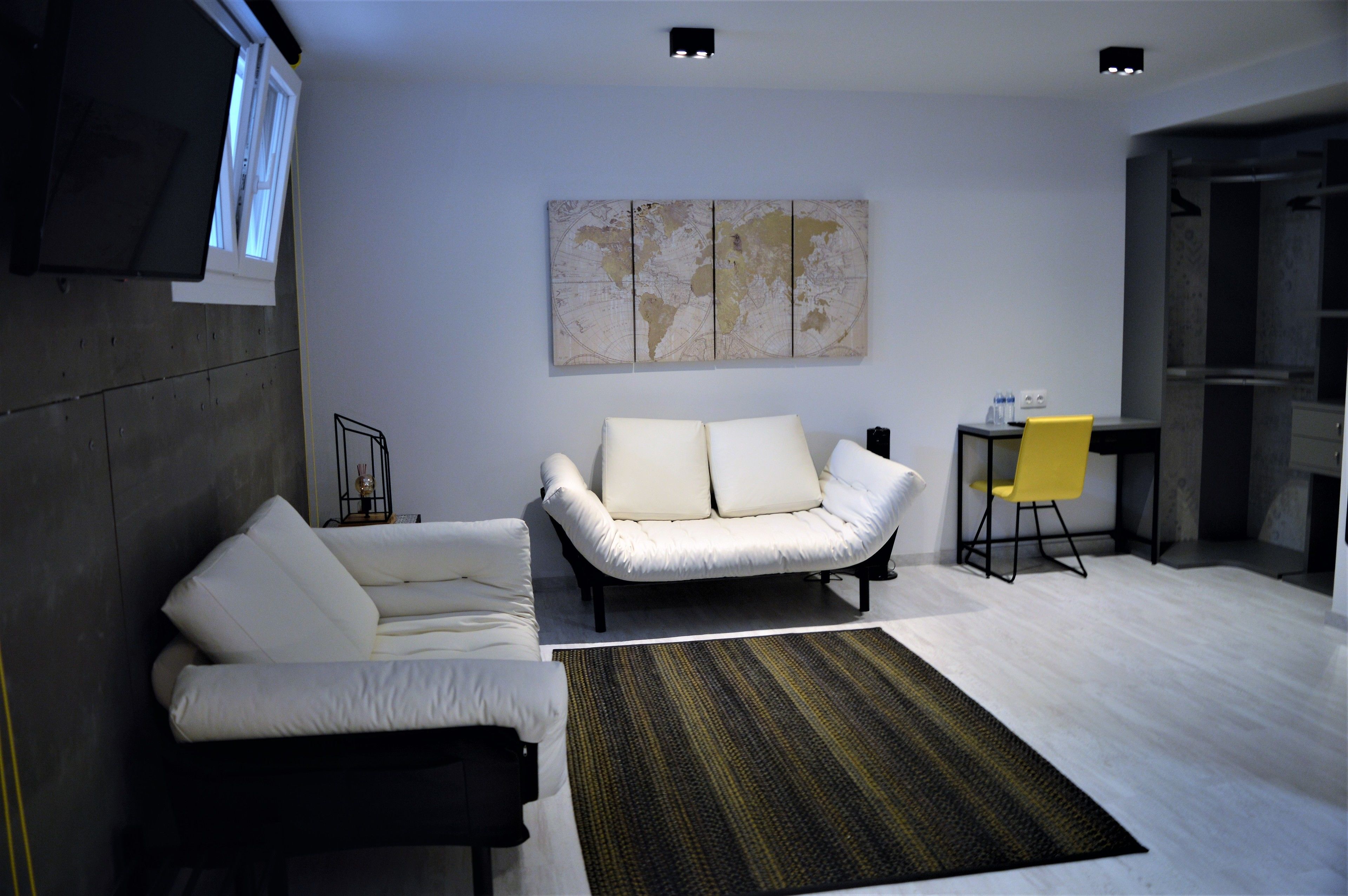 family quadruple room, ground floor | 1 bedroom, premium bedding, down duvets, select comfort beds