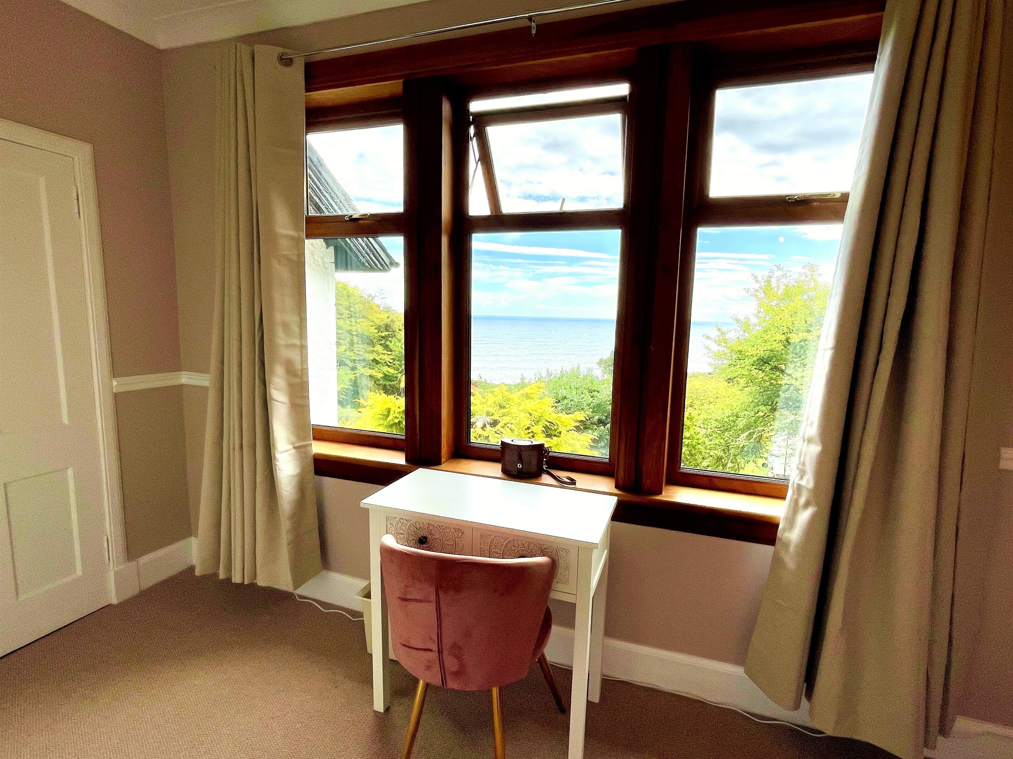 superior room | premium bedding, individually decorated, individually furnished