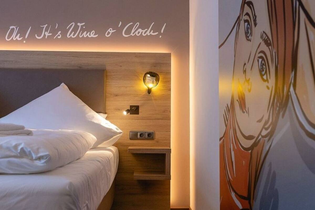 double room, 1 double bed | minibar, desk, soundproofing, free wifi