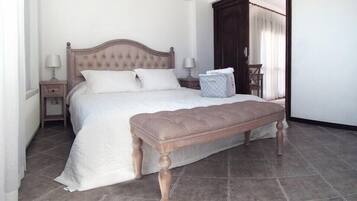 Familjerum | Strykjärn/strykbräda, gratis wi-fi och sängkläder