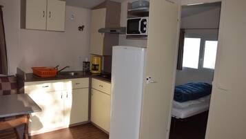 Mobile Home, 2 Bedrooms, Terrace (4 6) | Living area