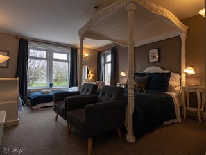 熨斗/熨衫板、免費 Wi-Fi、床單