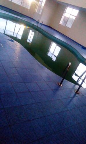 Indoor pool - Cafri Homestay (Syokimau)