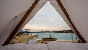Barraca superluxo, 1 cama Queen, vista para a praia