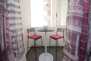 Studio Standard, vue mer | Balcon