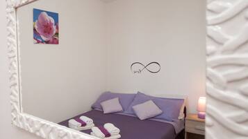 Standard Studio, Sea View | 1 bedroom, desk, iron/ironing board, free WiFi