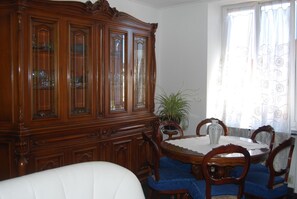 Televisor de pantalla plana i pantalles d'ordinador