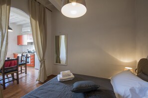 Apartment, 1 Bedroom | 1 bedroom, iron/ironing board, free cribs/infant beds, free WiFi - Porcellana (Florence)