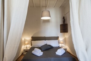 Appartement, 1 chambre | 1 chambre, fer et planche à repasser, lit de bébé (gratuit)