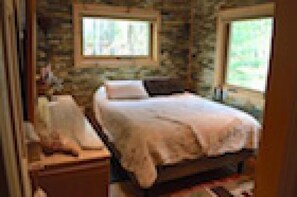 Romantic Cabin, Private Bathroom (Hauser's Bayfield Cabin)