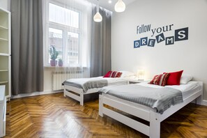 Basic Apartment, Multiple Beds, City View