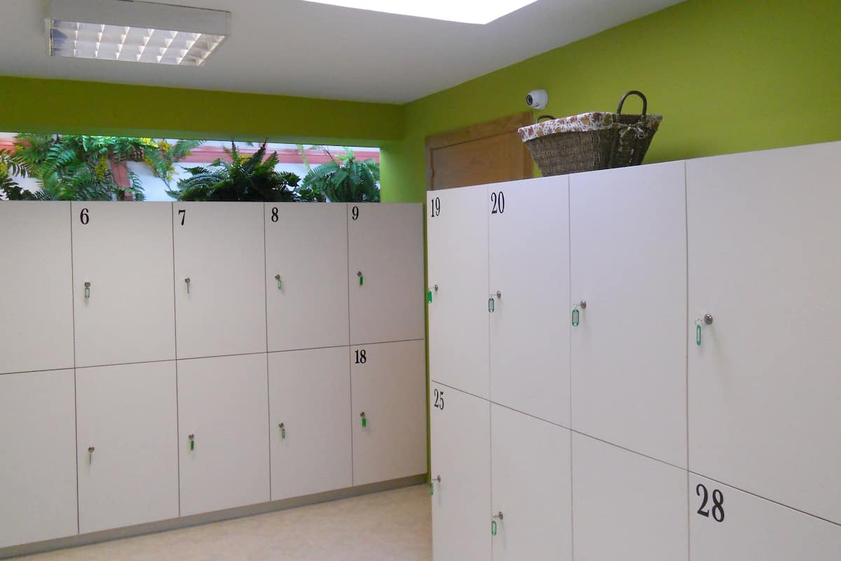 Dormitorio compartido, dormitorio mixto, baño compartido | Sistema de insonorización, tabla de planchar con plancha, wifi gratis