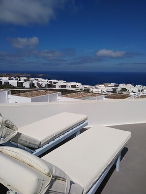 Casa ejecutiva, vistas al mar | Terraza o patio