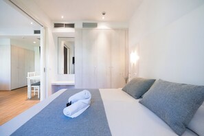 Bureau, chambres insonorisées, lits bébé (en supplément), Wi-Fi gratuit