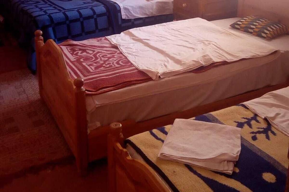 Chambre Triple, 3 lits une place