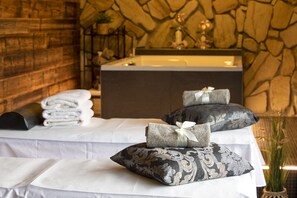 Indoor pool - Rezidence Morris (Novy Bor)