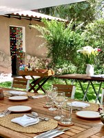 Se sirven desayunos, almuerzos y cenas