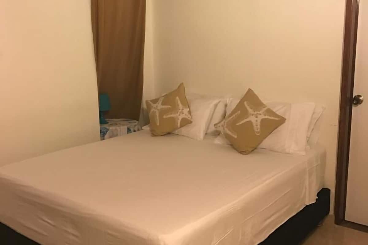 comfort apartment, 2 bedrooms | 2 bedrooms, desk, blackout curtains, bed sheets