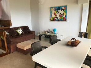 Comfort Apartment, 2 Bedrooms | Living area | Smart TV