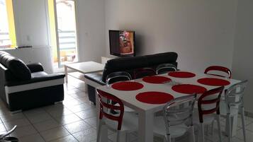 Télévision à écran plat