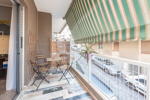 Family Apartment, 2 Bedrooms | Balcony view - Stylish Apartment with Balcony  by Cloudkeys (Athens)