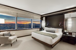 PANORAMA STRIP VIEW SUITE (2BR) - 47th Floor | Interior detail - Secret Suites at Vdara (Las Vegas)