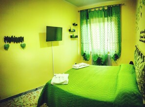 Double Room, Private Bathroom (Camera Primavera) - Central Isernia (Isernia)