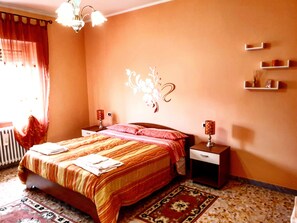 Quadruple Room, Private Bathroom (Camera Estate) - Central Isernia (Isernia)