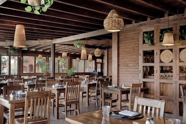 Unclassified image, 1 of 28, button - Cook's Club El Gouna (El Gouna)